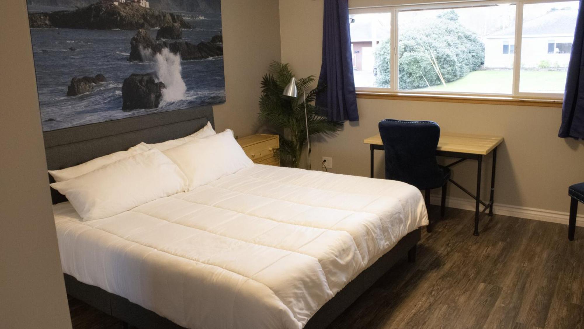 Private Home - Playground, Jumping Mat, Bbq, Darts, Firepit, Gazebo, 4 Smart Tvs, White Cotton Bedding, - The Redwood Cul-De Sac Beach Retreat Crescent City Εξωτερικό φωτογραφία