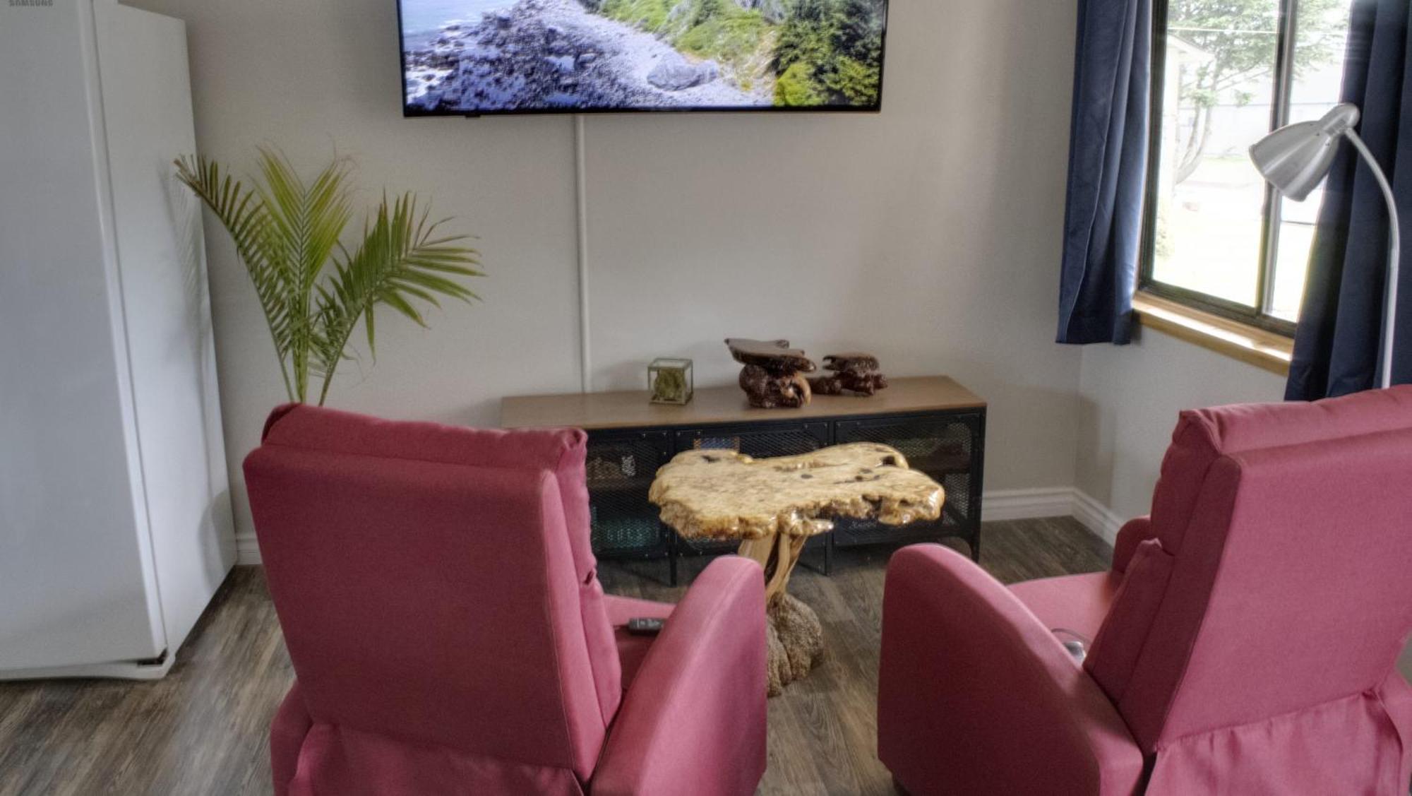 Private Home - Playground, Jumping Mat, Bbq, Darts, Firepit, Gazebo, 4 Smart Tvs, White Cotton Bedding, - The Redwood Cul-De Sac Beach Retreat Crescent City Εξωτερικό φωτογραφία